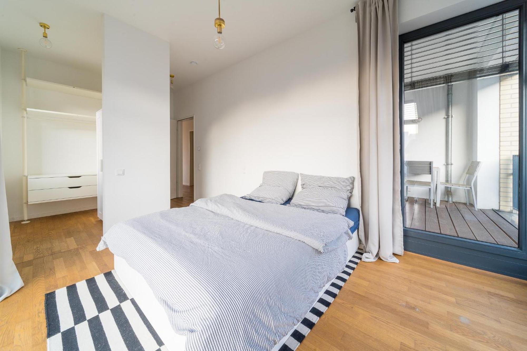 2 Bedroom Mauerpark-Apartment, Berlin Mitte View Calendar Zewnętrze zdjęcie